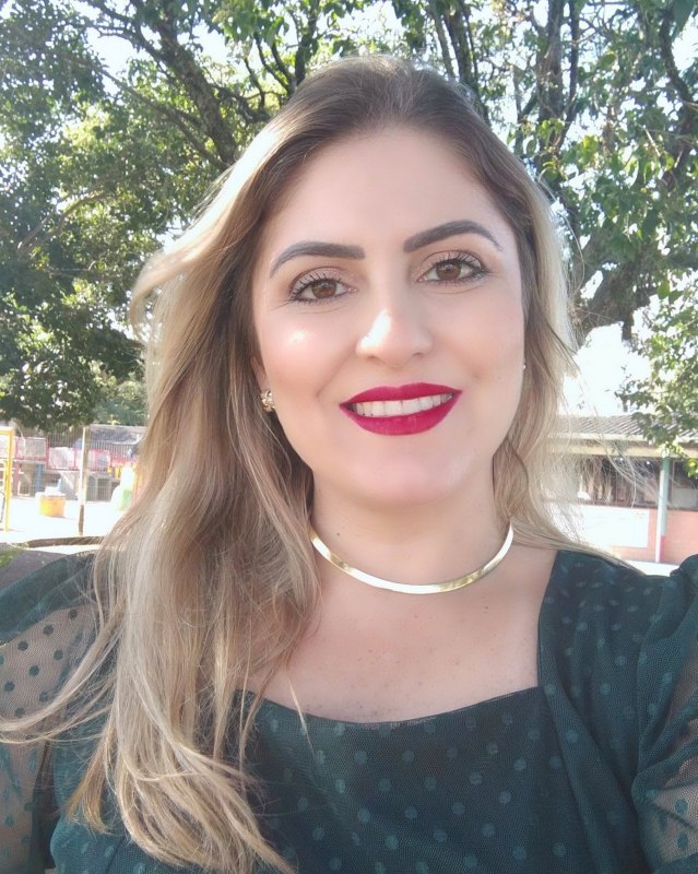 JULIANA PAULA BURATTO  DOS SANTOS PEREIRA